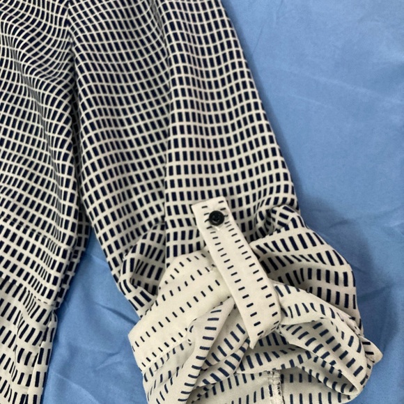 Apologize Pleione Women’s Blouse v neck with zipper in front long sleeve Size M - Picture 3 of 11